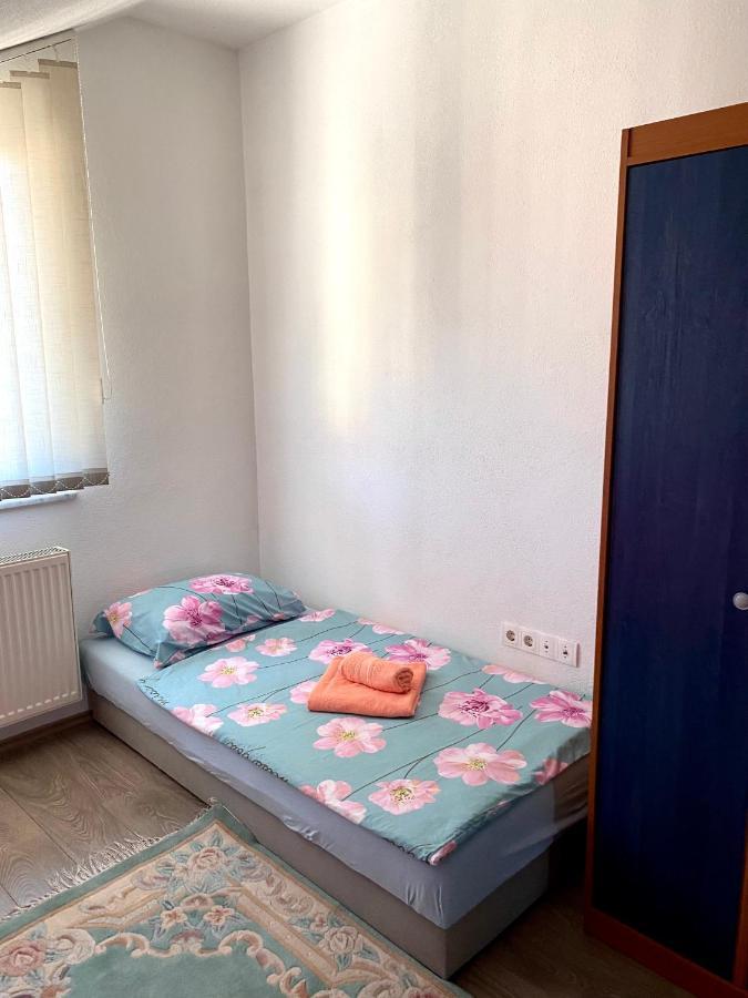 Big Apartment 3 Bedrooms Bihać Exterior foto